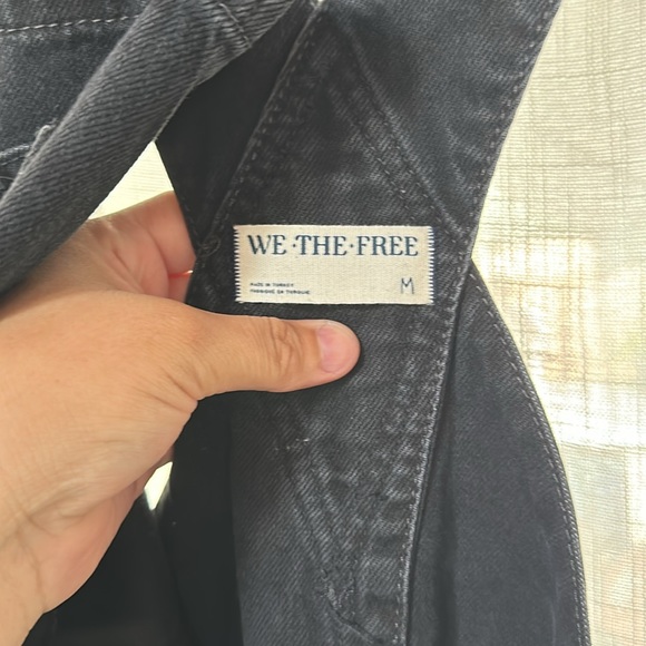 Free People We The Free Good Luck Barrel Overalls in Black LARGE LAST ONE - Picture 6 of 8